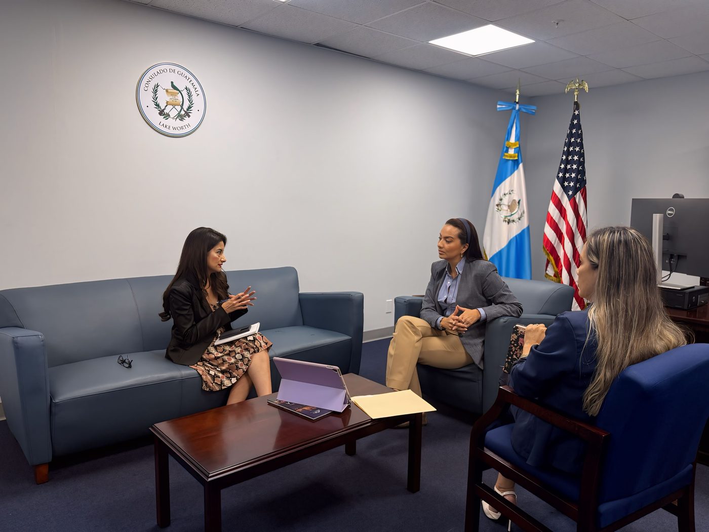 Reunión Consulado Guatemala