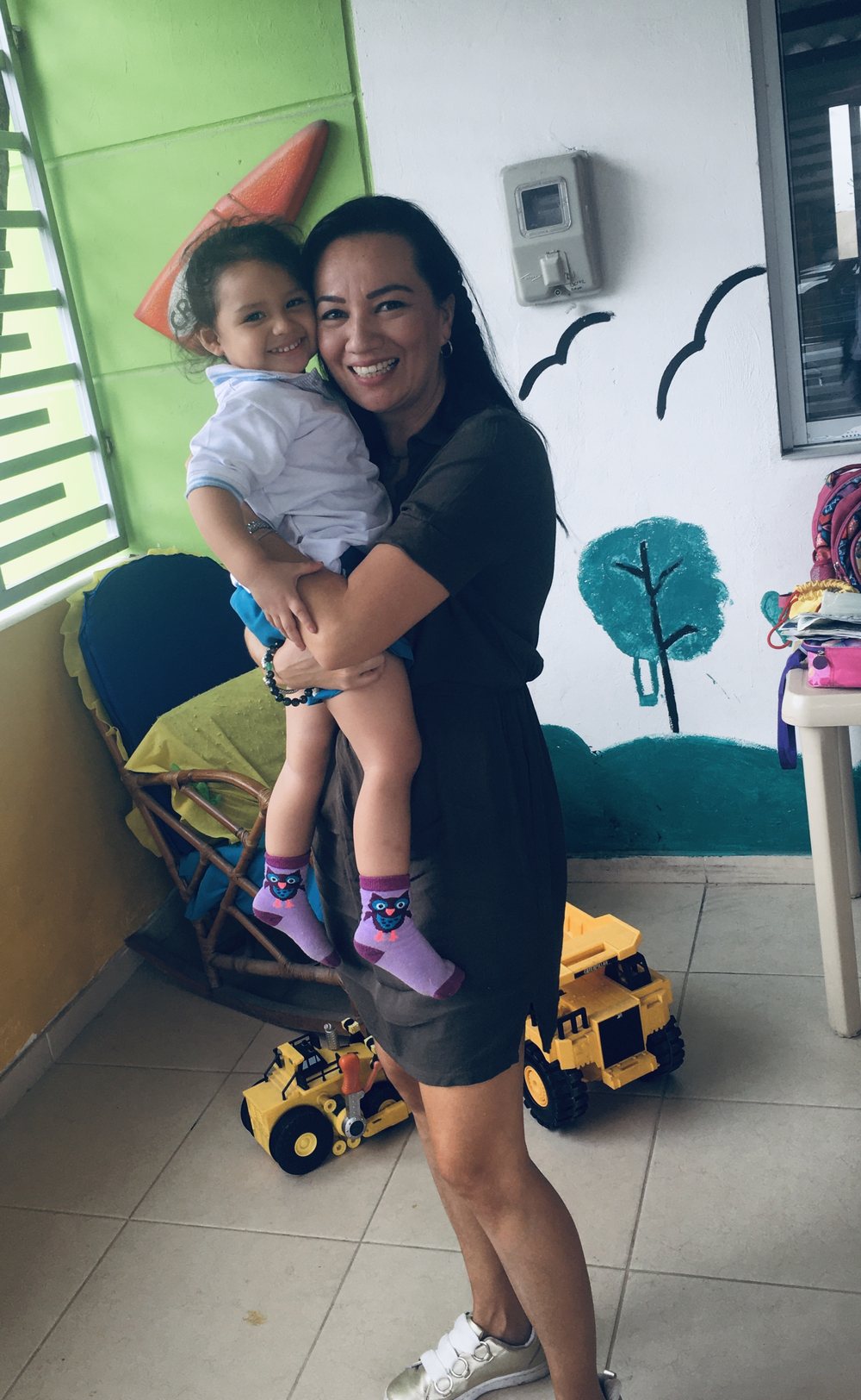 Yolima con niños Bioparque Los Ocarros